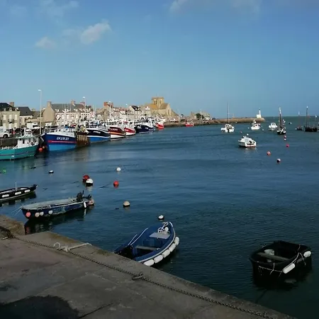 Au Domaine De Sophie D'hotes Manche Crasville (Manche)