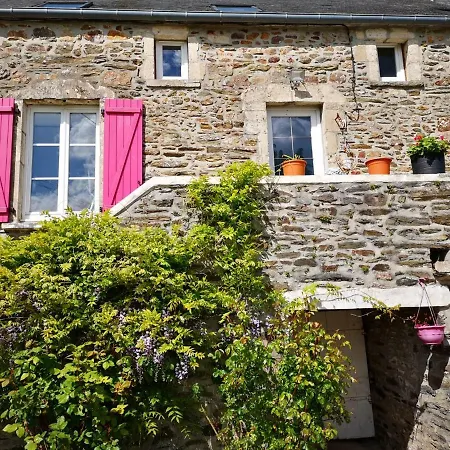 לינה וארוחת בוקר Au Domaine De Sophie D'hotes Manche 3*