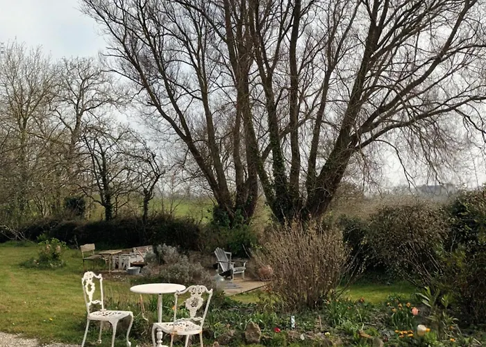 Au Domaine De Sophie D'hotes Manche Crasville (Manche)